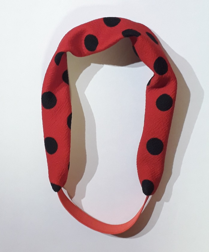 Cintillo rojo lunares negros