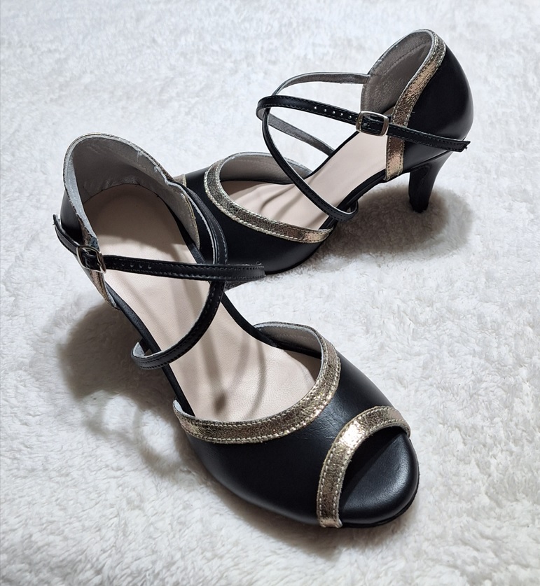 Zapatos Tango Chile - Clasico Negro-Oro peltre 39