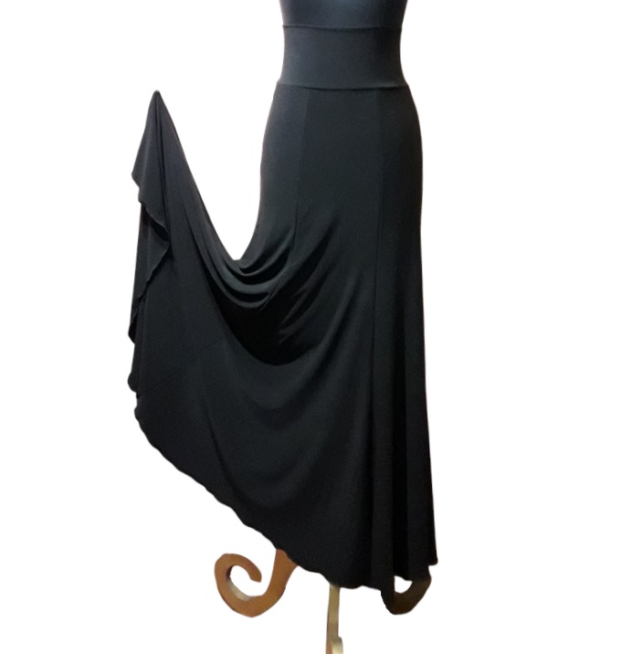 Falda Flamenco Chile 6 Cortes Godet f1 V2024