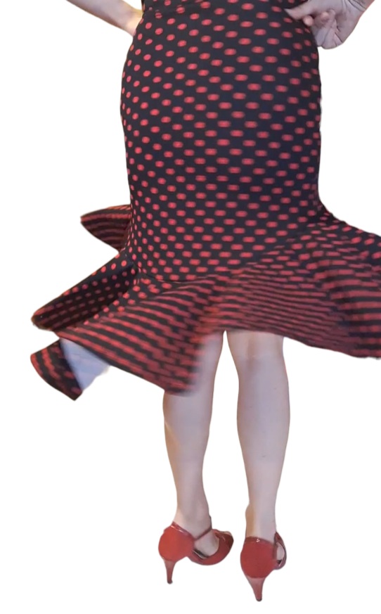 Falda corta tango Chile volante grande lunar rojo f5